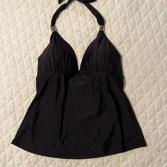 Swim top. Black. - Picture 5 of 6